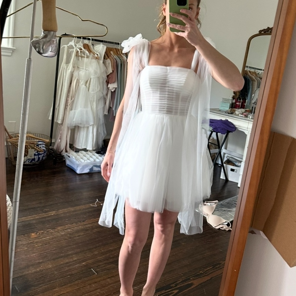 Amanda Judge Untamed Petals White Tulle Mini Dress | Fairy, Bridal, Cottagecore
